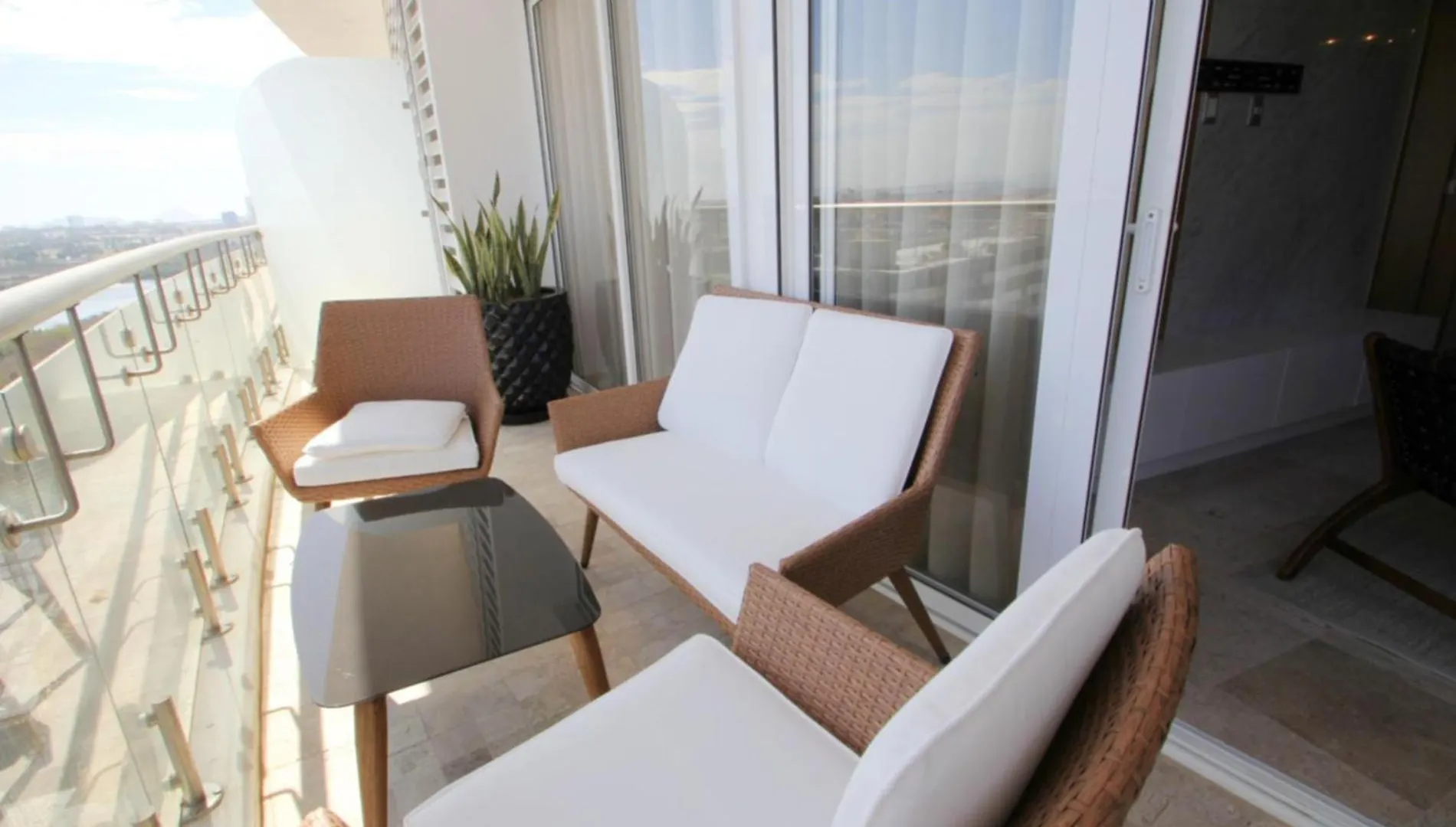 Stunning Marina Condo With Pool Gym And Restaurant Масатлан